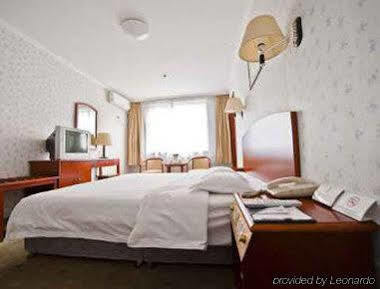 Super 8 Hotel Xian Da Yan Ta エクステリア 写真